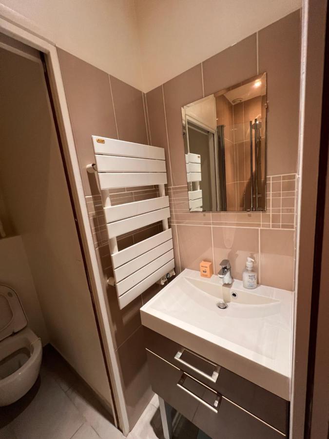 Studio Alesia - Hala Paris Lägenhet Exteriör bild